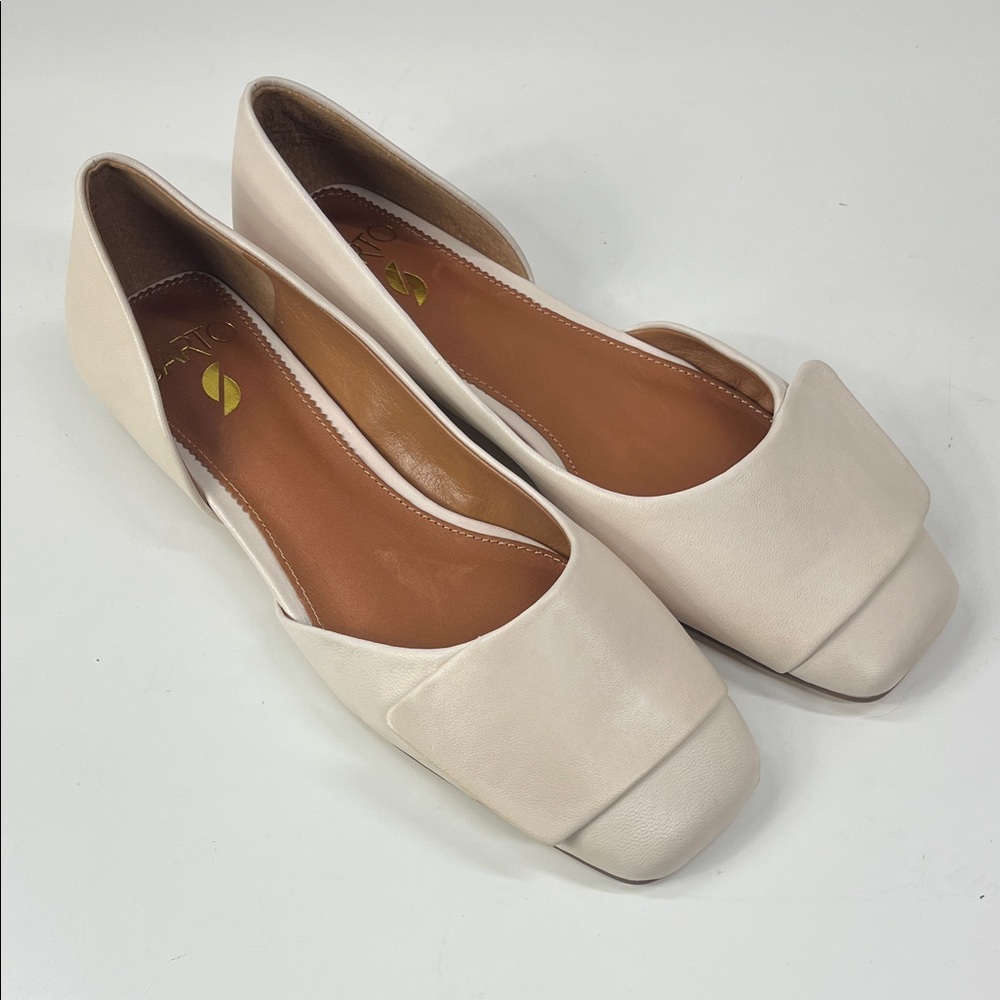 New Franco Sarto Tracy Flats in Cream Size 8